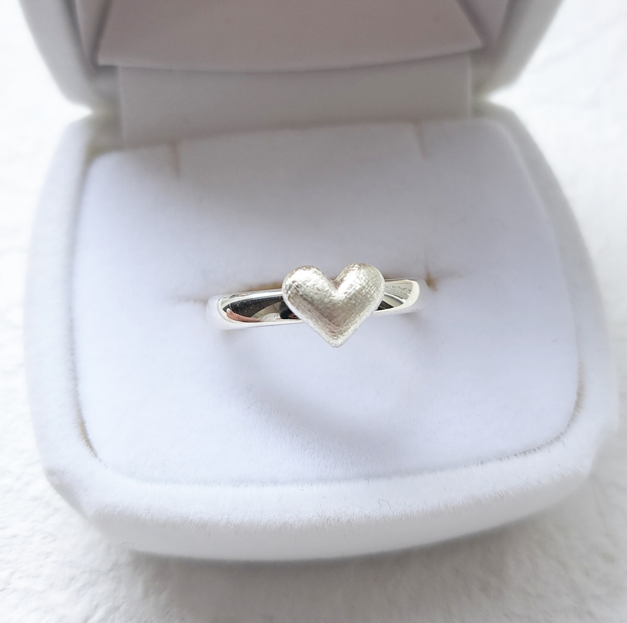 ハート指輪  ハートアクセサリー ピンキーリング ハートリング プレゼント 京都アクセサリー