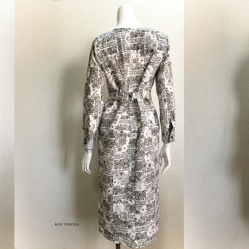 1点もの・デザイン画付き】綿パッチワーク生地湾曲前開きワンピース  