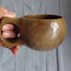 ウグイス色の朴の木の一木彫りコーヒーカップ　マット仕上げ 15枚目の画像