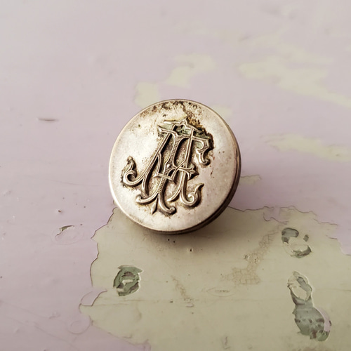 フランスアンティーク　麻布 K様ご予約品】フランスアンティーク モノグラムボタン AF 18mm
