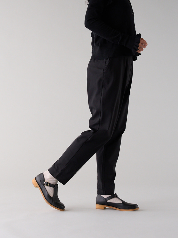 Tストラップシューズ （リサイクル素材）黒、Dブラウン 10枚目の画像