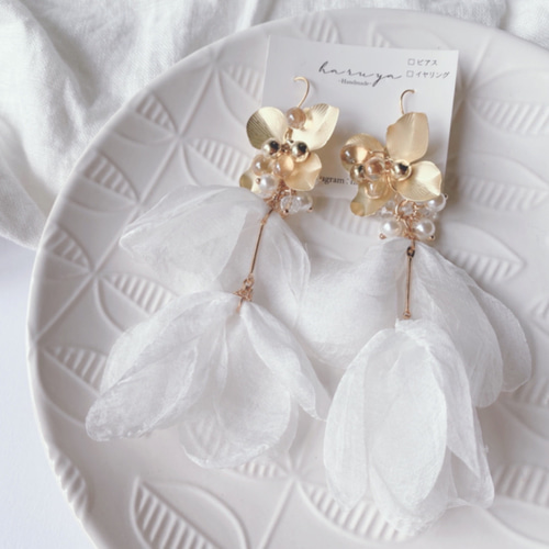 ブライダル シフォン マットゴールドフラワー ピアス orイヤリング