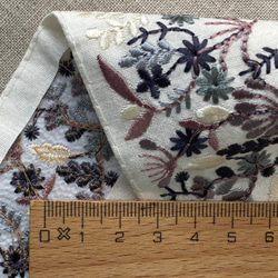 インド刺繍リボン50cm切り売り　くすみフラワー 4.9cm幅　R-0766　花 4枚目の画像