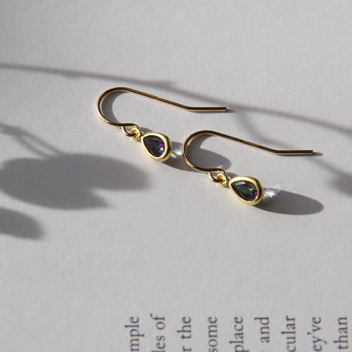 ミスティートワイライト　パープルアゲート　14kgfピアス ミスティトワイライトパープルアゲートのピアス