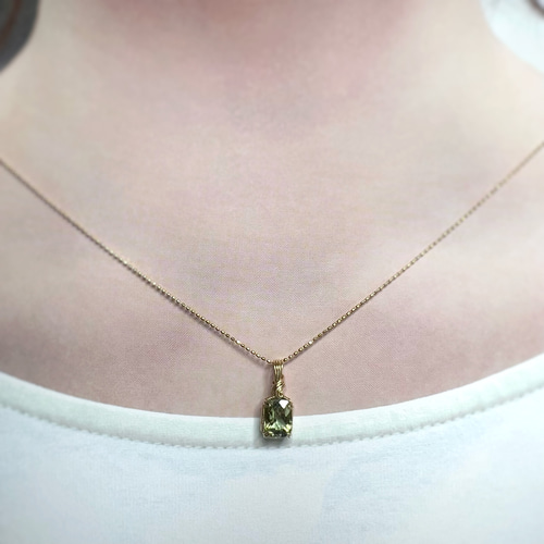 トルマリンのペンダントトップ✨グリーン✨ワイヤーアクセサリー