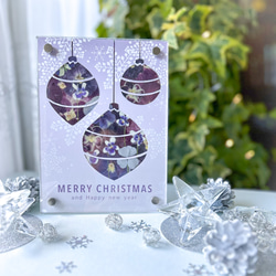 雪の結晶と紫ビオラのクリスマスオーナメント 2枚目の画像
