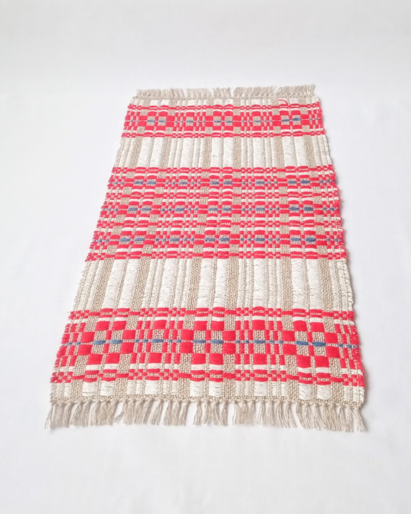 【北欧手織り】ムンカベルテ織りのミニテーブルクロスⅠ 7枚目の画像