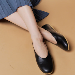 足に優しい深履きのバレエシューズ　黒スムース（21cm〜25.5cm） 1枚目の画像