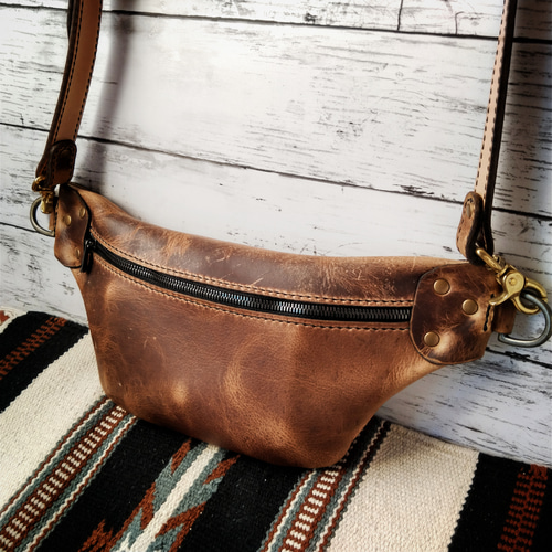 希少革kudu(クードゥー・クーズー)チョコ カスタム可能 ボディバッグ