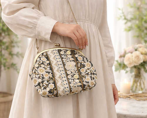 洋裁の先生と相談しながら作る【がま口刺繍バッグ】フルオーダー