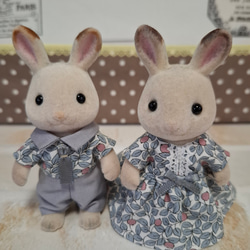 ハンドメイド シルバニアファミリーペア大人服 デートコーデ リバティ