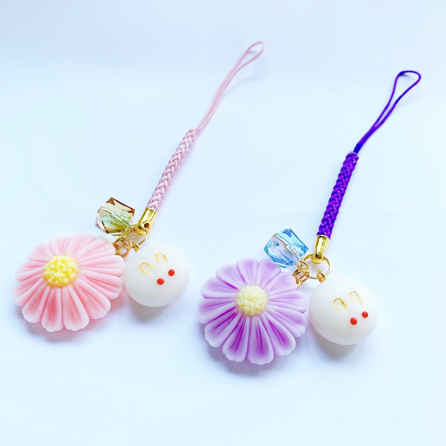 雪うさぎ饅頭　ピンク　うさぎ　フェイクスイーツ　樹脂粘土　和菓子　チャーム