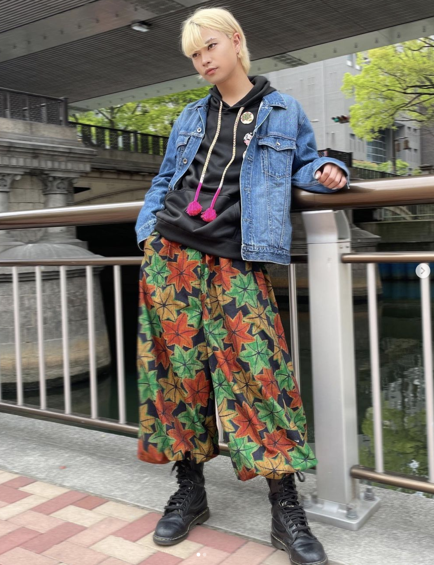 着物リメイク　1点もの【ヴィンテージ着物】袴パンツ【もみじ柄　絣】