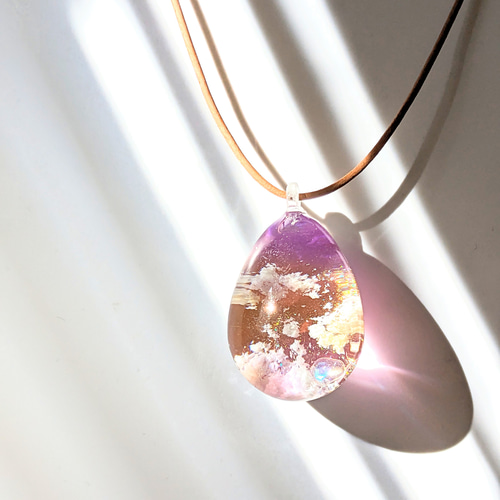 あき様❤レジン❤ペンダント 鬼灯レジンのネックレス【赤い鬼灯】 ネックレス・ペンダント