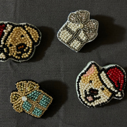 ビーズ刺繍のブローチ☆プレゼント 8枚目の画像