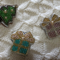 ビーズ刺繍のブローチ☆プレゼント 6枚目の画像