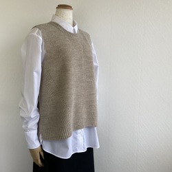 エアリースパン(メリノウール100％）ふわっと！片畦ニットベスト　【ベージュ杢】 3枚目の画像