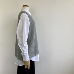 エアリースパン(メリノウール100％）ふわっと！片畦ニットベスト　【グレー杢】 4枚目の画像
