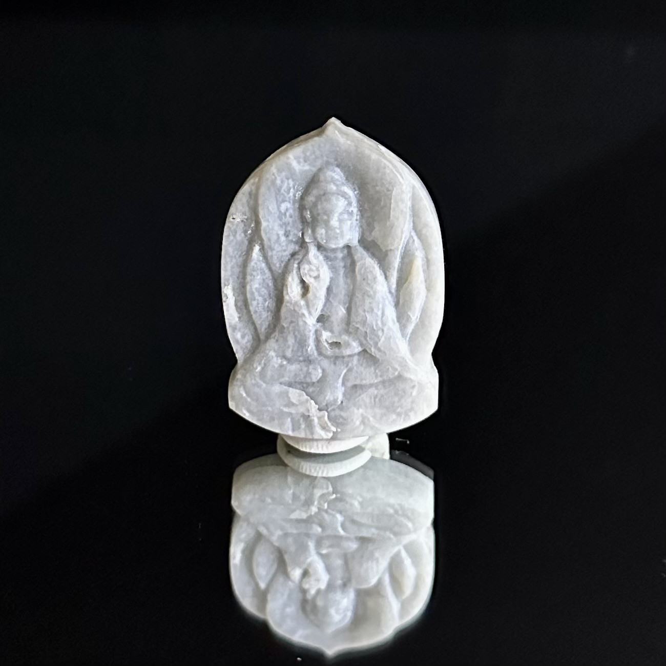 天然石 白水晶彫刻文殊菩薩ペンダント-