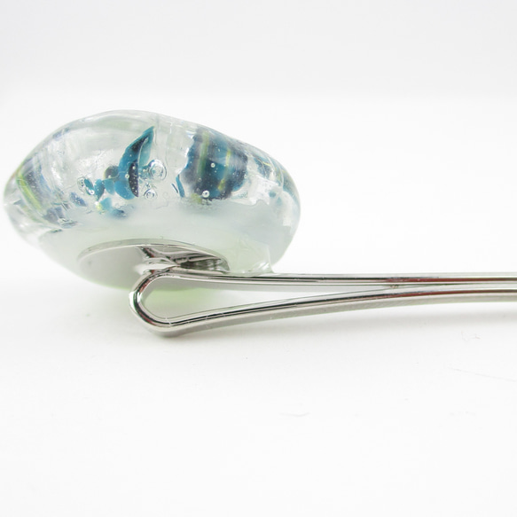 この季節の街角でたたずむクォーツが、より一層想うのは明日の希望とちょっとした灯でした♪<1点ものヘアピン>HP149 3枚目の画像