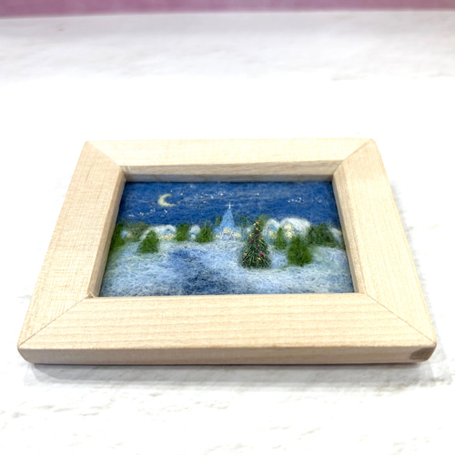 羊毛フェルト 刺繍「ヤシの木陰と青い海」フレーム 羊毛絵画