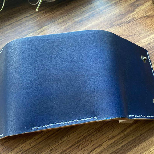 本革 手染め ダークネイビー 三つ折り財布 手縫い ハンドメイド 三