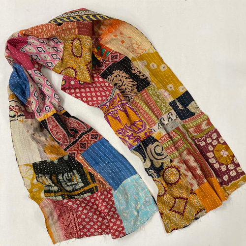 150❁︎ヴィンテージ 綿 シルク パッチワーク カンタキルト ベージュ 大判 150❁︎ヴィンテージ 綿 シルク パッチワーク カンタキルト