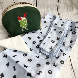 小さなシェル型クリームソーダ&プリン！ポーチ【セルリアンブルー】 8枚目の画像