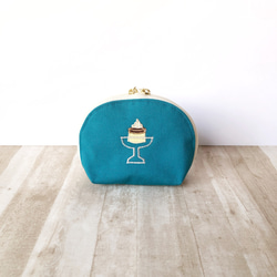 小さなシェル型クリームソーダ&プリン！ポーチ【セルリアンブルー】 2枚目の画像