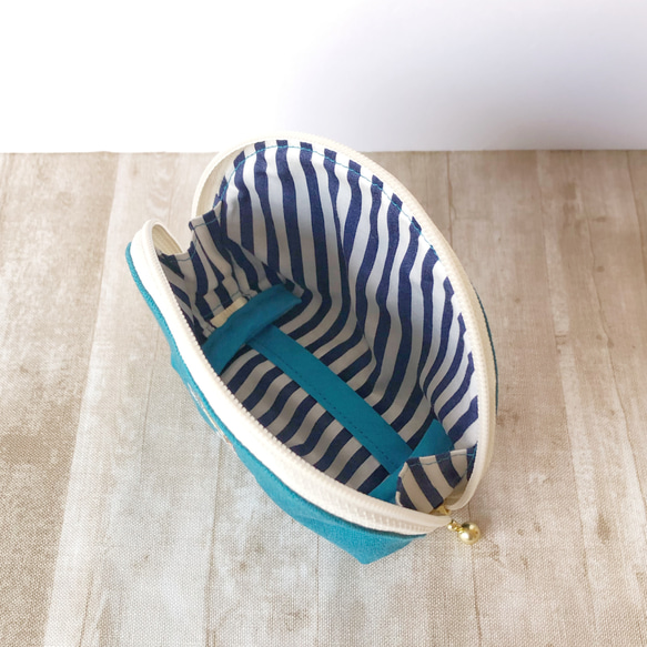 小さなシェル型クリームソーダ&プリン！ポーチ【セルリアンブルー】 5枚目の画像