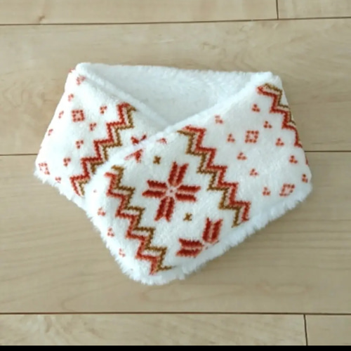 幅広め）マジックテープ留め・便利ネックウォーマー・マフラー（白・赤