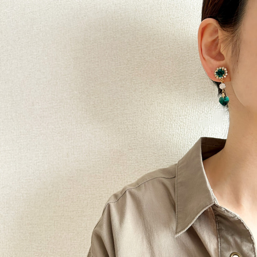 5月誕生石エメラルド・ハートイヤリング【春夏・上品