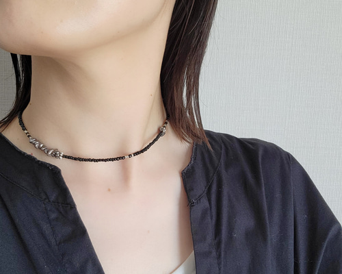 淡水パールチップとビーズのネックレスblack×gray ビーズ