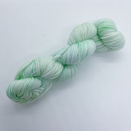手染め糸ソックヤーン50g DK《ベーシック》「ソーダとラムネ」 毛糸 