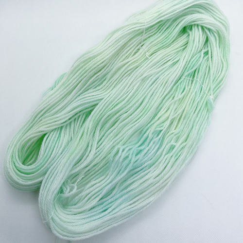 手染め糸ソックヤーン50g DK《ベーシック》「ソーダとラムネ」 毛糸 