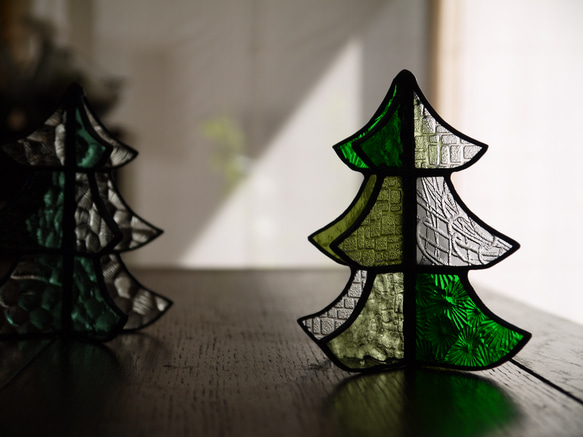 【新色】ステンドグラス　クリスマスツリー　a（ミックスカラー） 6枚目の画像