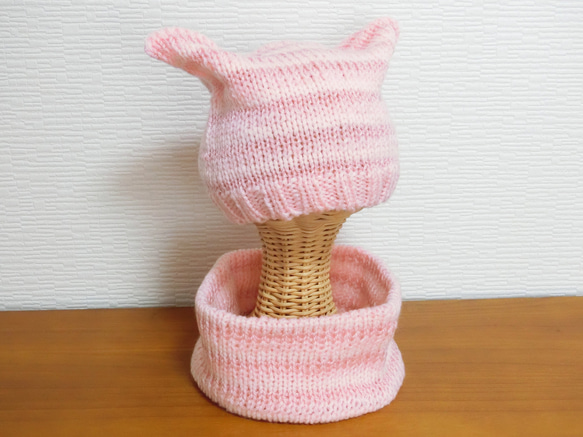 猫耳ニット帽＆ネックウォーマー　ピンク淡 1枚目の画像