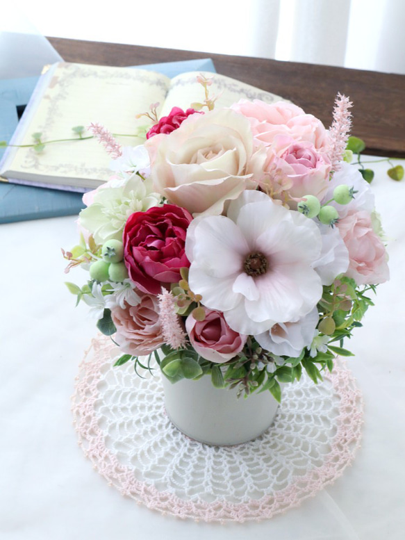 Sold out 造花ギフト『淡いピンクの上品なアレンジメント』結婚祝い│退職祝い 6枚目の画像