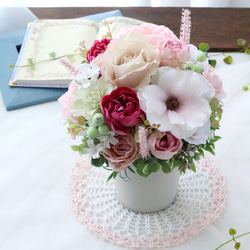 Sold out 造花ギフト『淡いピンクの上品なアレンジメント』結婚祝い│退職祝い 1枚目の画像