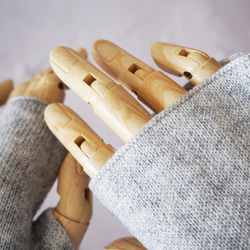 クリスマス・Creema限定【滑らか編み目が美しい】アームウォーマー・GY 4枚目の画像