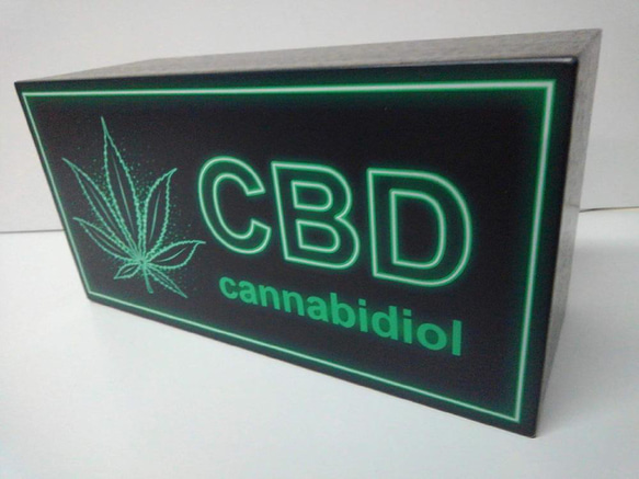 【Lサイズ】大麻 CBD オイル 医療 ガンジャ マリファナ 酒 クラブ ランプ 照明 看板 置物 雑貨 ライトBOX 5枚目の画像