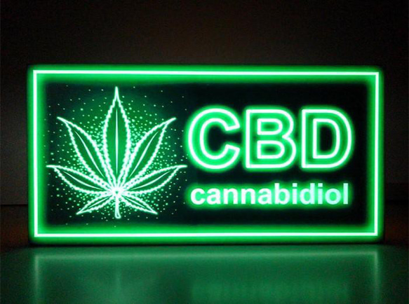 【Lサイズ】大麻 CBD オイル 医療 ガンジャ マリファナ 酒 クラブ ランプ 照明 看板 置物 雑貨 ライトBOX 2枚目の画像