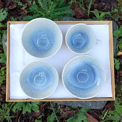 陶の中皿(深さ有り)【インディゴブルーのりんご】 13枚目の画像