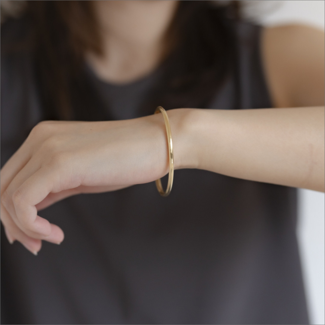 Ｋ１８　バングル、ハンドメイド　無垢 華奢なバングル｜φ3mm 磨き仕上げ 真鍮 ハンドメイド 〈丁度いい