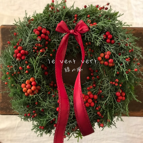 2025 フレッシュ クリスマスリース（生）CLASSIC 約30㎝ リース le