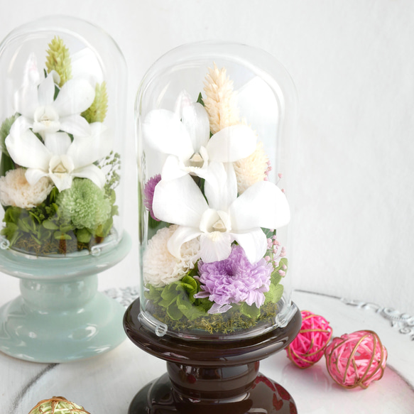 「仏花」デンファレのプリザーブドフラワーのガラスドーム パープル系＜受注制作＞お供え花 4枚目の画像