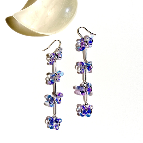 紫陽花ファルファーレのシャンデリアロングピアス/イヤリング ピアス