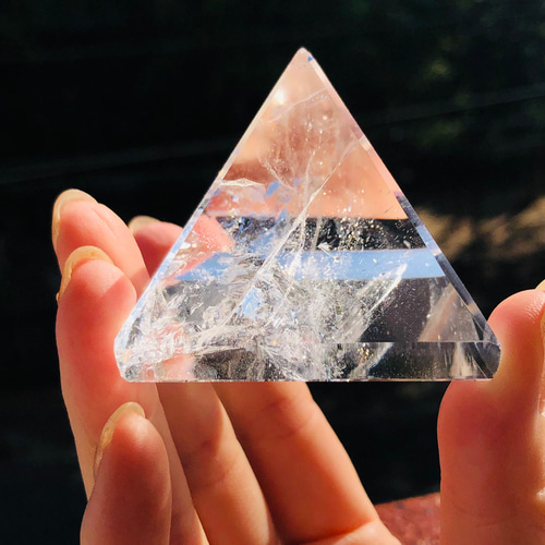 ✨ピラミッド水晶✨ 天然水晶 ﾋﾟﾗﾐｯﾄﾞ ー 三宝堂オンラインショップ