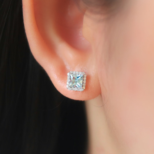 K18 ダイヤとアクアマリンの2waysピアス 天然ダイヤモンド付きアクアマリンピアスk18 ピアス（スタッド
