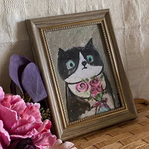絵画。原画手描き【きれいな花をもらったかわいい猫】 絵画 アカザ麦 